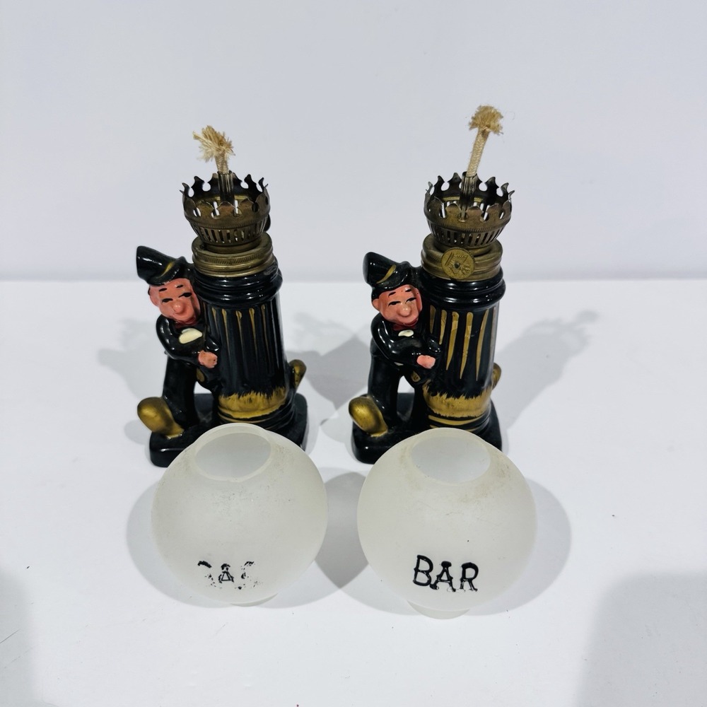 Pair Of Vintage Good Time Charlie Chaplin Tabletop Oil Lamp Post Bar Figurines - Picture 3 of 10
